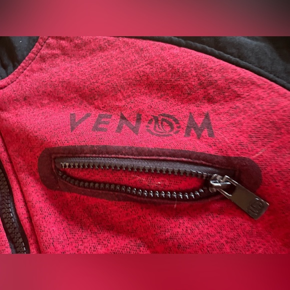 Venom fight - Picture 3 of 10